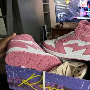 Air Kiy Paris Reeves